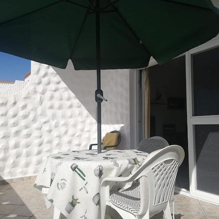 Casa Hibiscus Sehr Schoenes Appartment Zum Relaxen กอสตากาลมา ภายนอก รูปภาพ