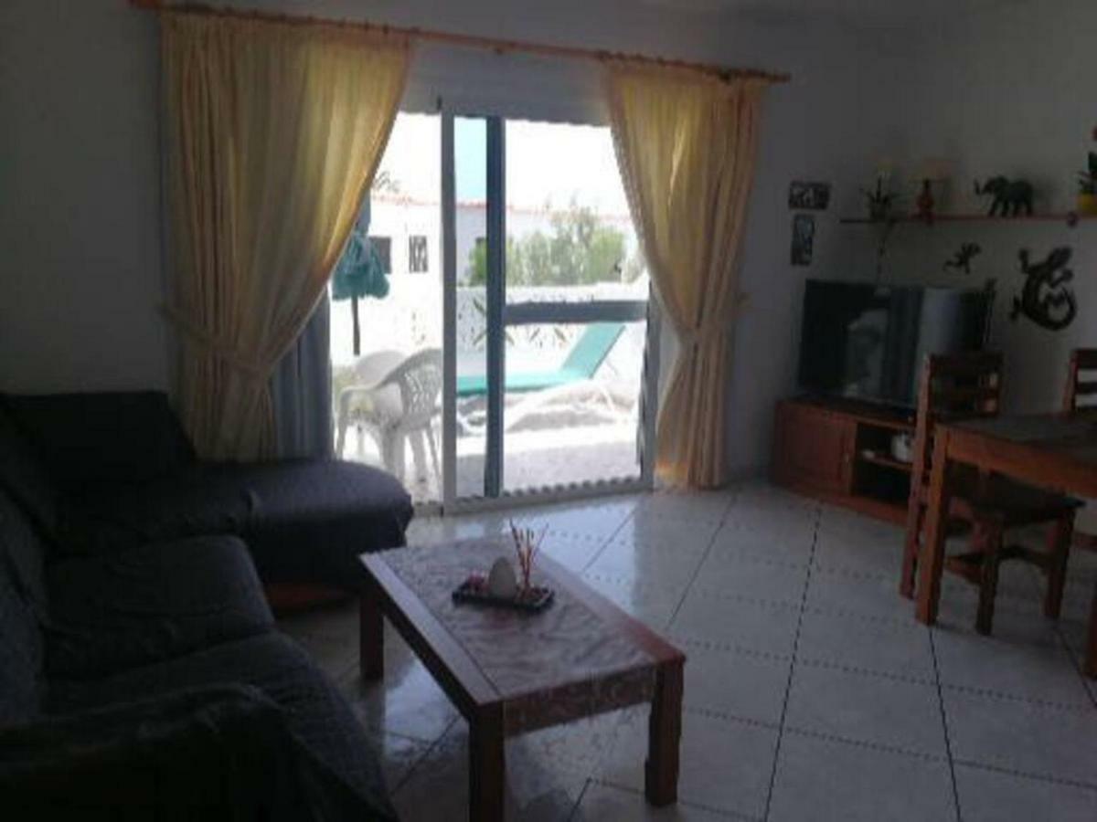 Casa Hibiscus Sehr Schoenes Appartment Zum Relaxen กอสตากาลมา ภายนอก รูปภาพ