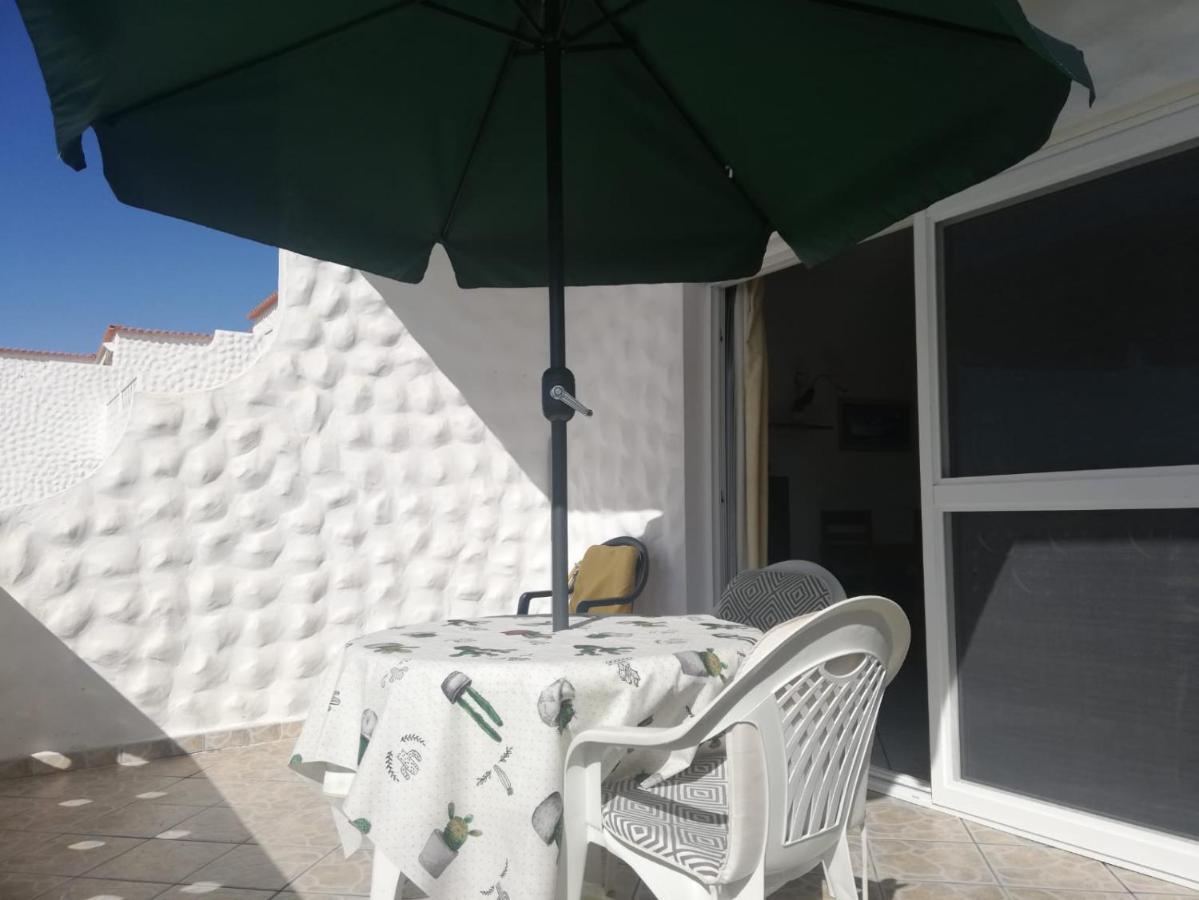Casa Hibiscus Sehr Schoenes Appartment Zum Relaxen กอสตากาลมา ภายนอก รูปภาพ